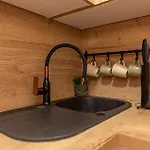 Апартаменты Cozy In With Wifi