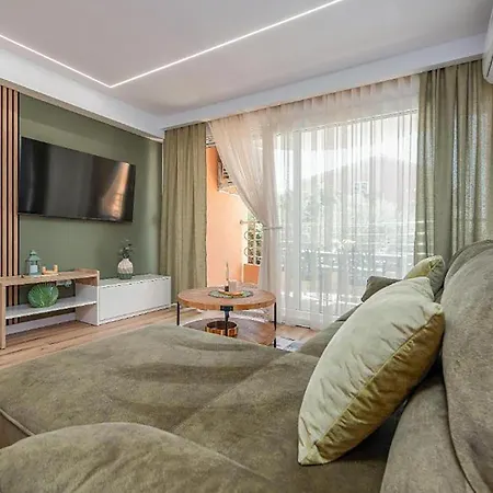 2 Bedroom Gorgeous In *