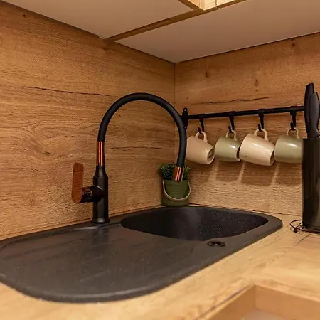 Διαμέρισμα Cozy In With Wifi