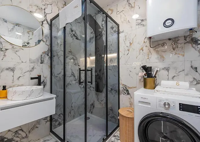 Apartment 2 Bedroom Gorgeous In Zadar